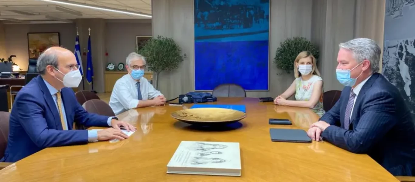 Η μεταρρυθμιστική ατζέντα στο επίκεντρο της συνάντησης του Κωστή Χατζηδάκη με τον γγ του ΟΟΣΑ